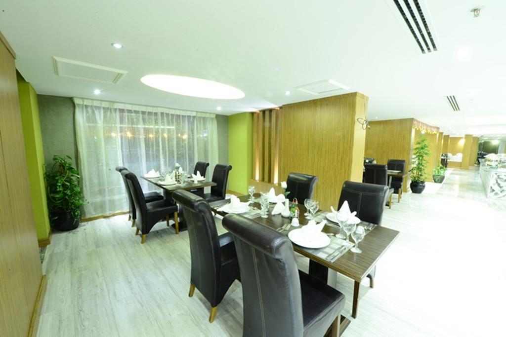 Obaer Hotel Riyadh Eksteriør billede